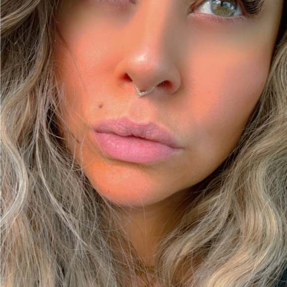 Meet your Posher, Tina - Picture 13 of 14